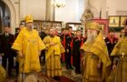 Протоиерей Богдан сослужил митрополиту Василию